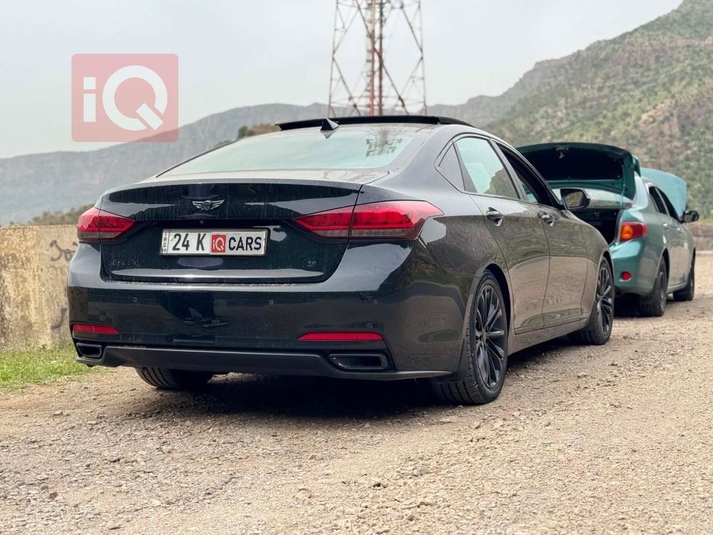 هيونداي جنسس